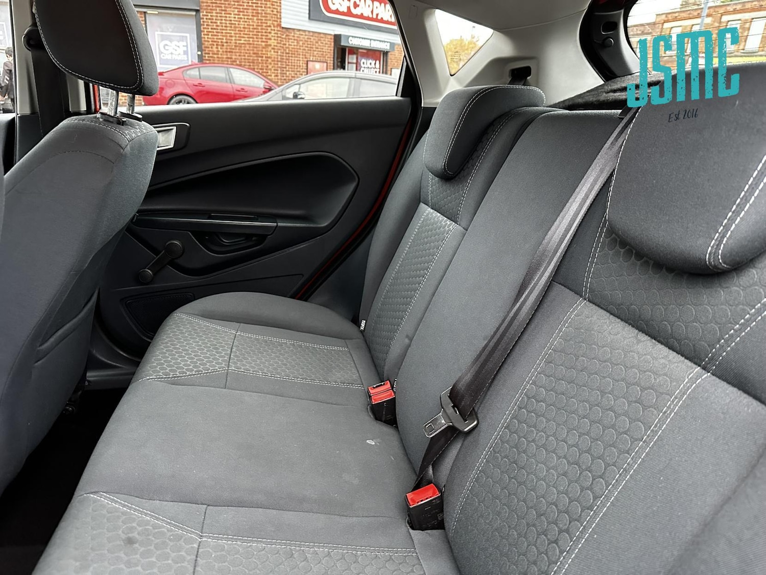 Used Ford Fiesta 2012 for sale - 76507895: Photo 6