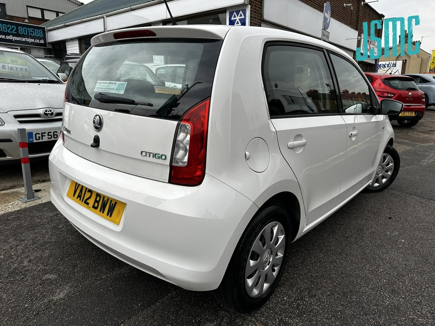 Vehicle 21