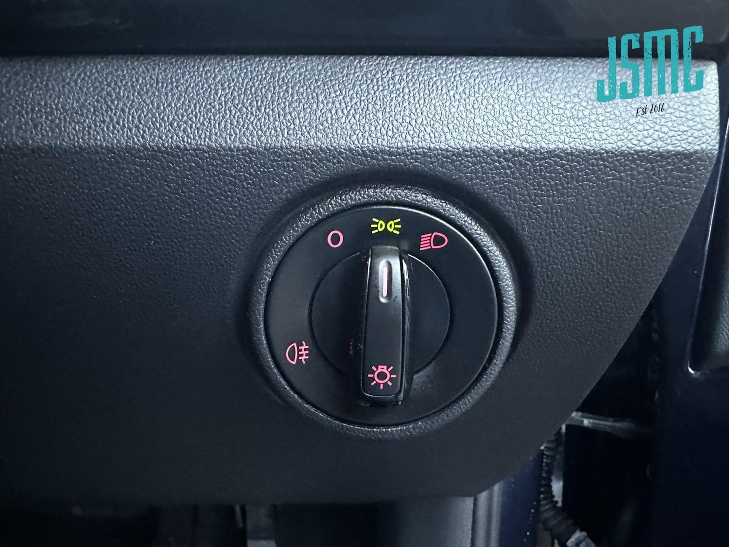 Used Volkswagen up! 2013 for sale - 76352661: Photo 17