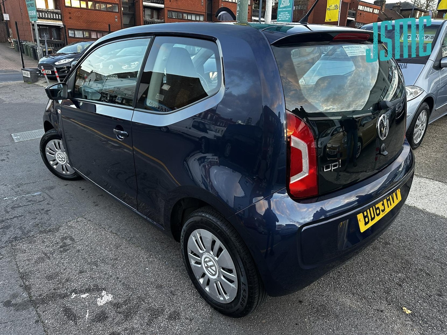 Used Volkswagen up! 2013 for sale - 76352661: Photo 3