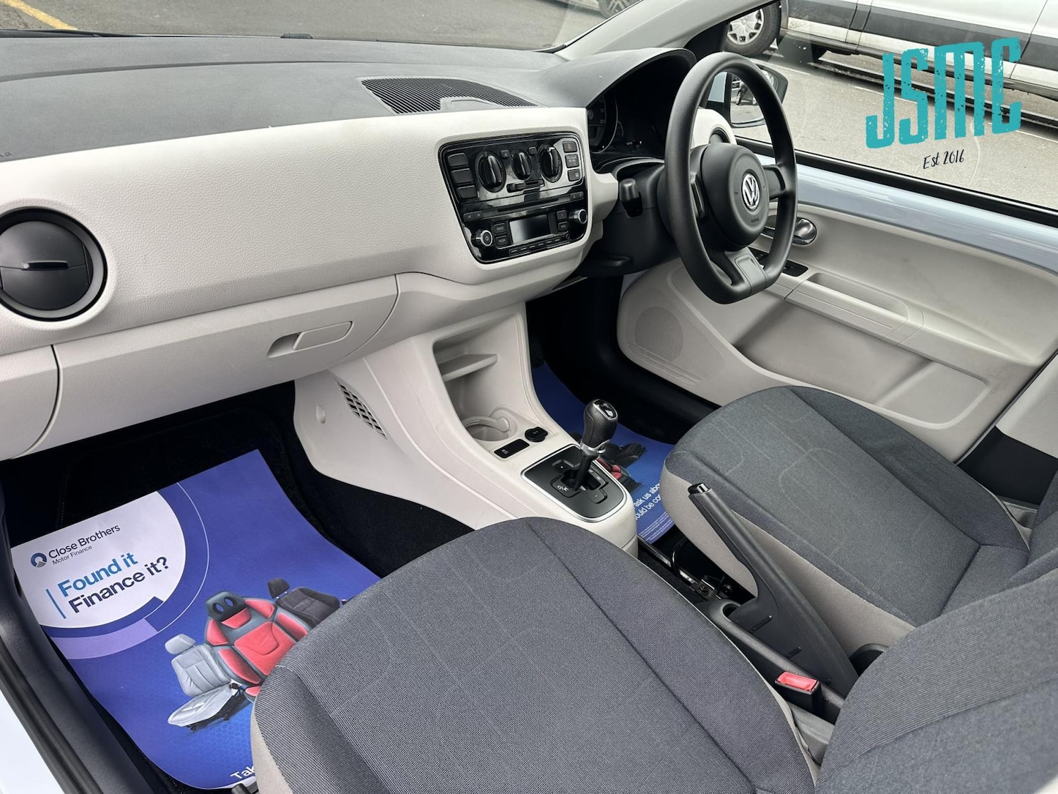 Used Volkswagen up! 2012 for sale - 78095271: Photo 3