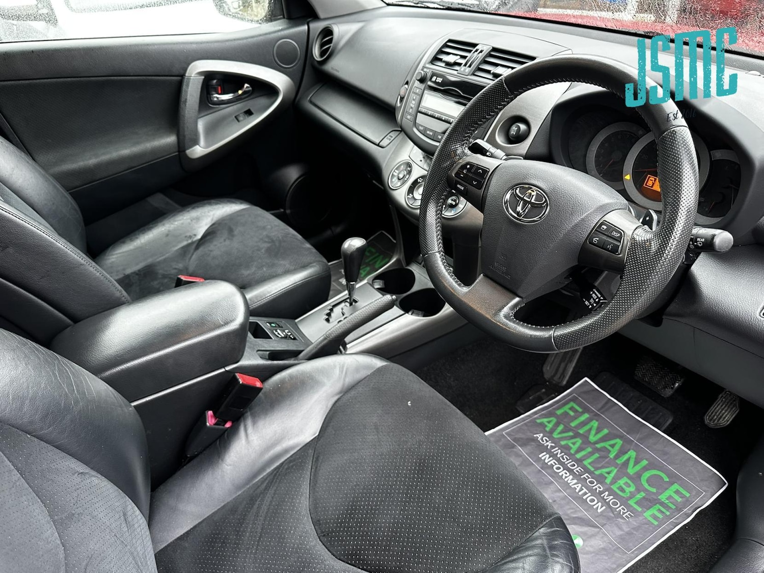 Used Toyota RAV4 2011 for sale - 77406501: Photo 2