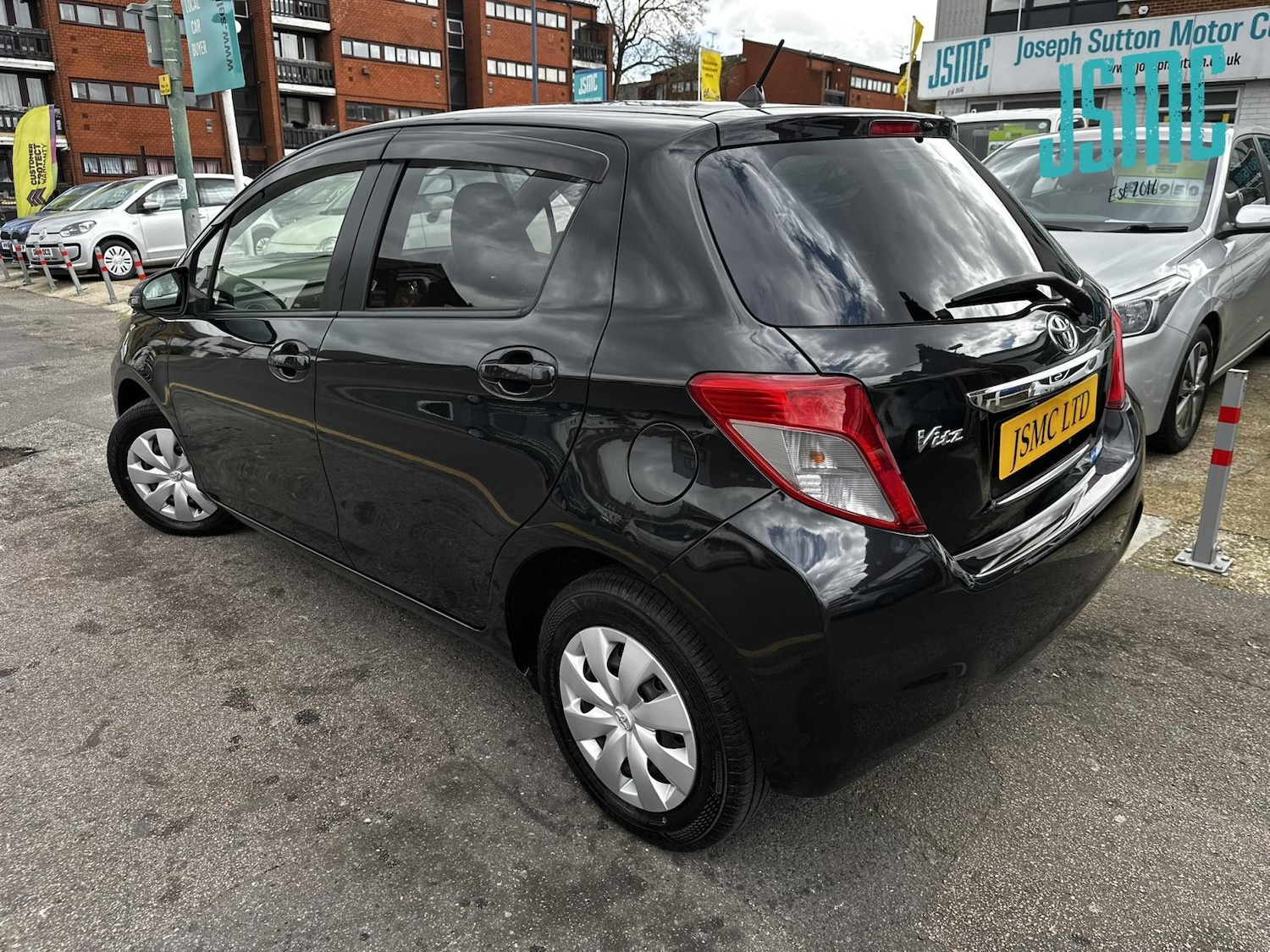 Used Toyota Yaris 2012 for sale - 78067627: Photo 4