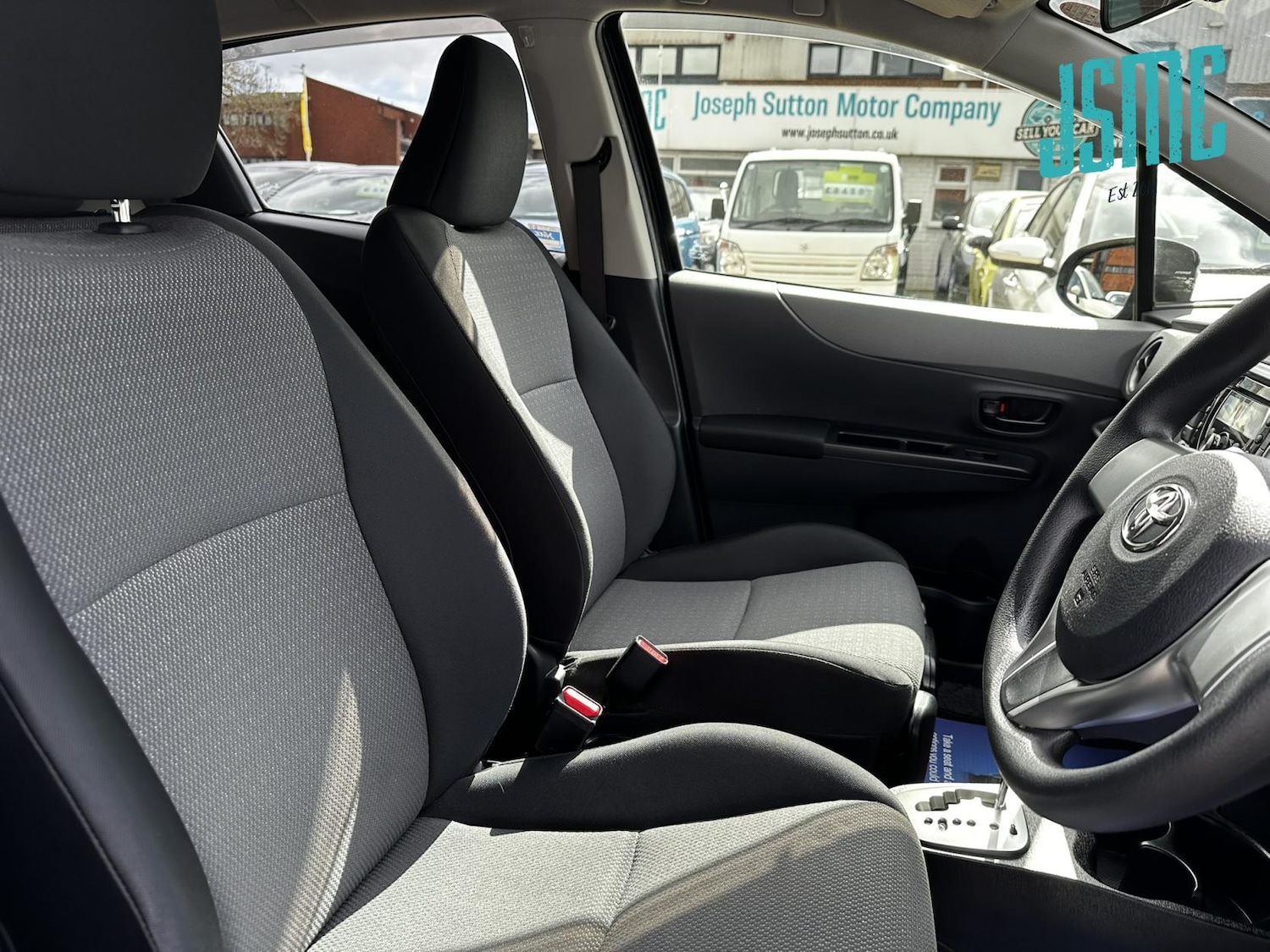 Used Toyota Yaris 2012 for sale - 78067627: Photo 9