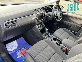 Used Volkswagen Touran 2016 for sale - 78973948: Photo