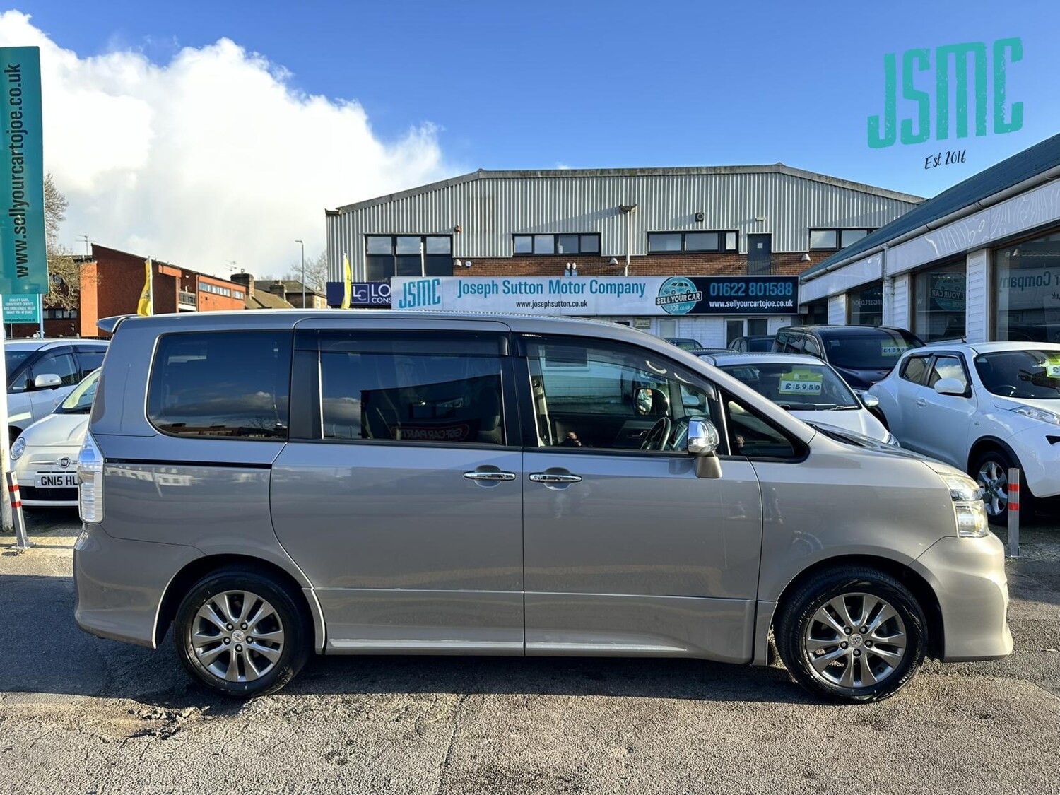 Used Toyota Voxy 2013 for sale - 78057302: Photo 20