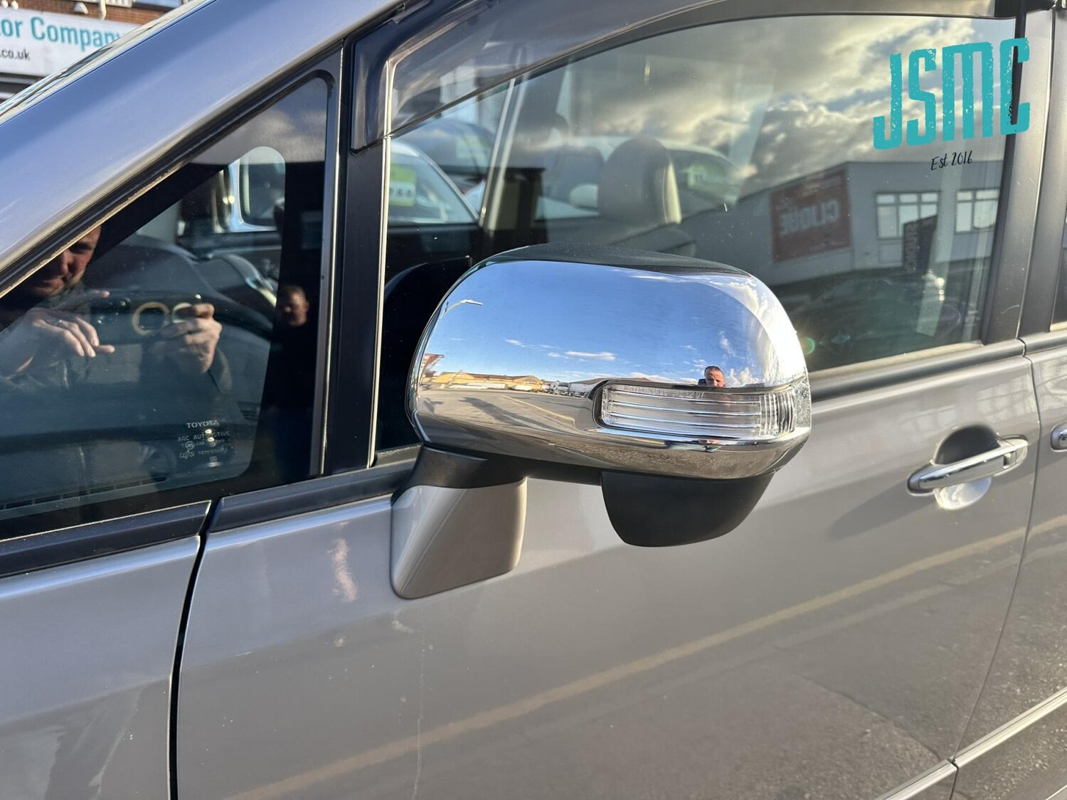 Used Toyota Voxy 2013 for sale - 78057302: Photo 39