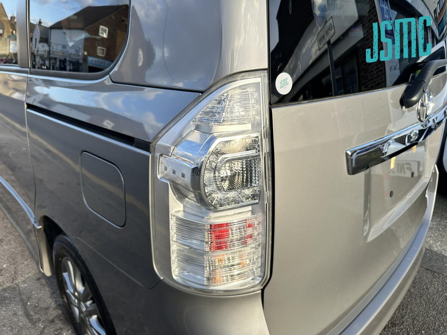 Used Toyota Voxy 2013 for sale - 78057302: Photo 42