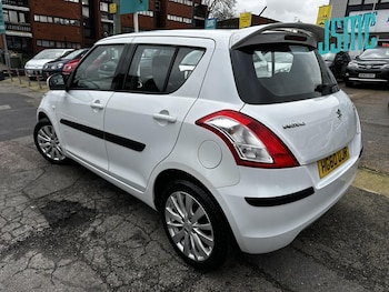 Used Suzuki Swift 2010 for sale - 77519431: Photo