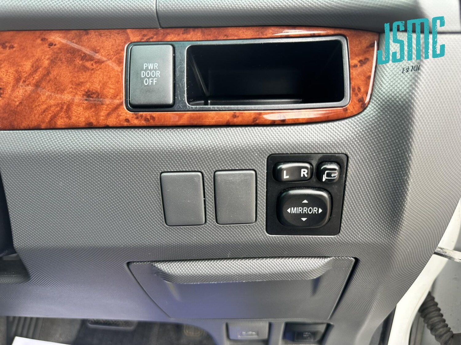 Used Toyota Estima 2010 for sale - 78095294: Photo 36