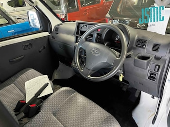 Used Daihatsu Hijet 2016 for sale - 79564431: Photo