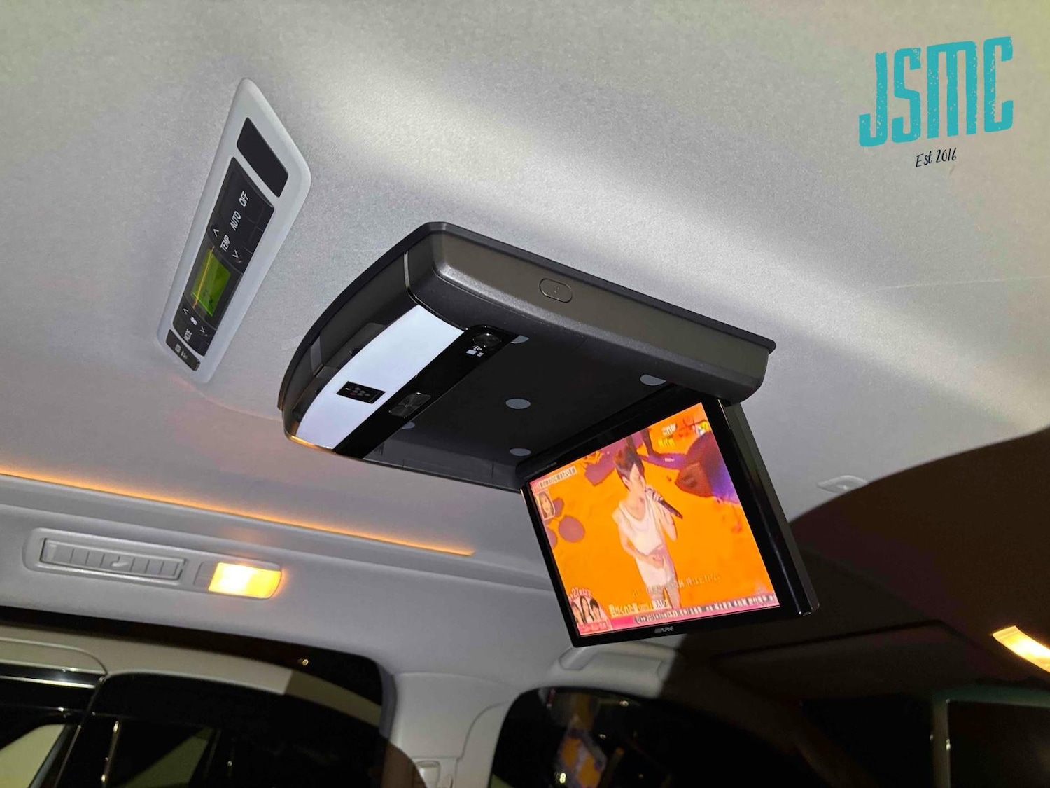 Used Toyota Vellfire 2012 for sale - 76766728: Photo 4