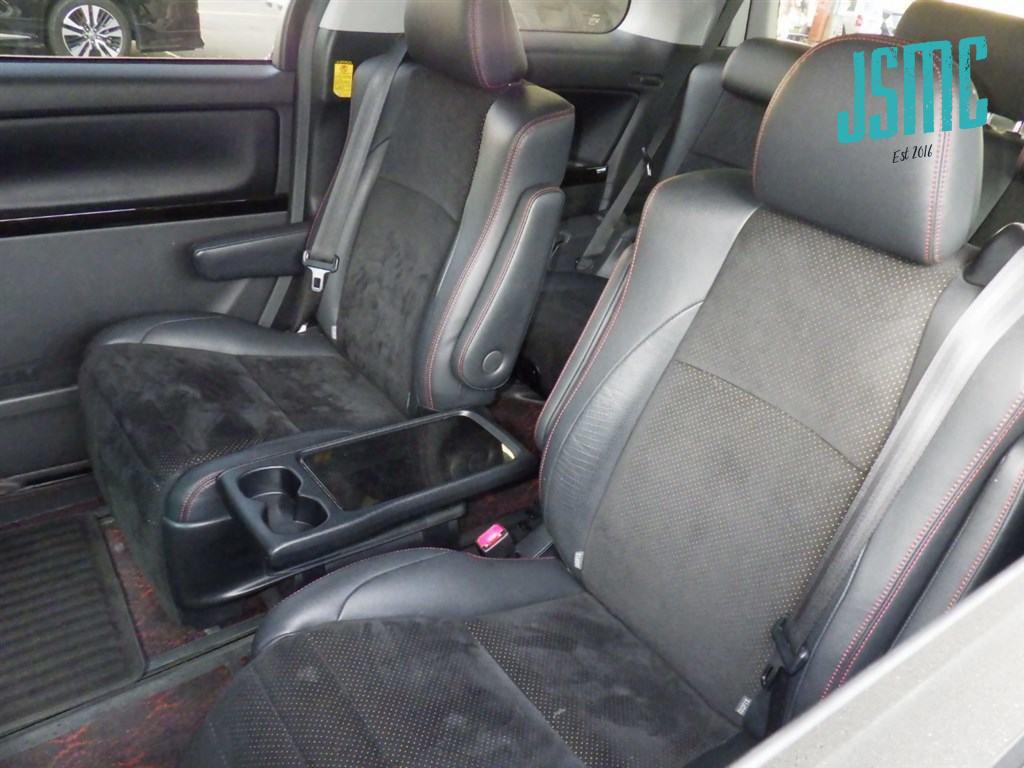 Used Toyota Vellfire 2012 for sale - 76766728: Photo 5