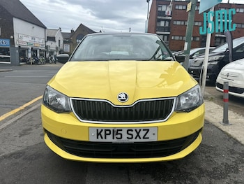 Used Skoda Fabia 2015 for sale - 79045190: Photo
