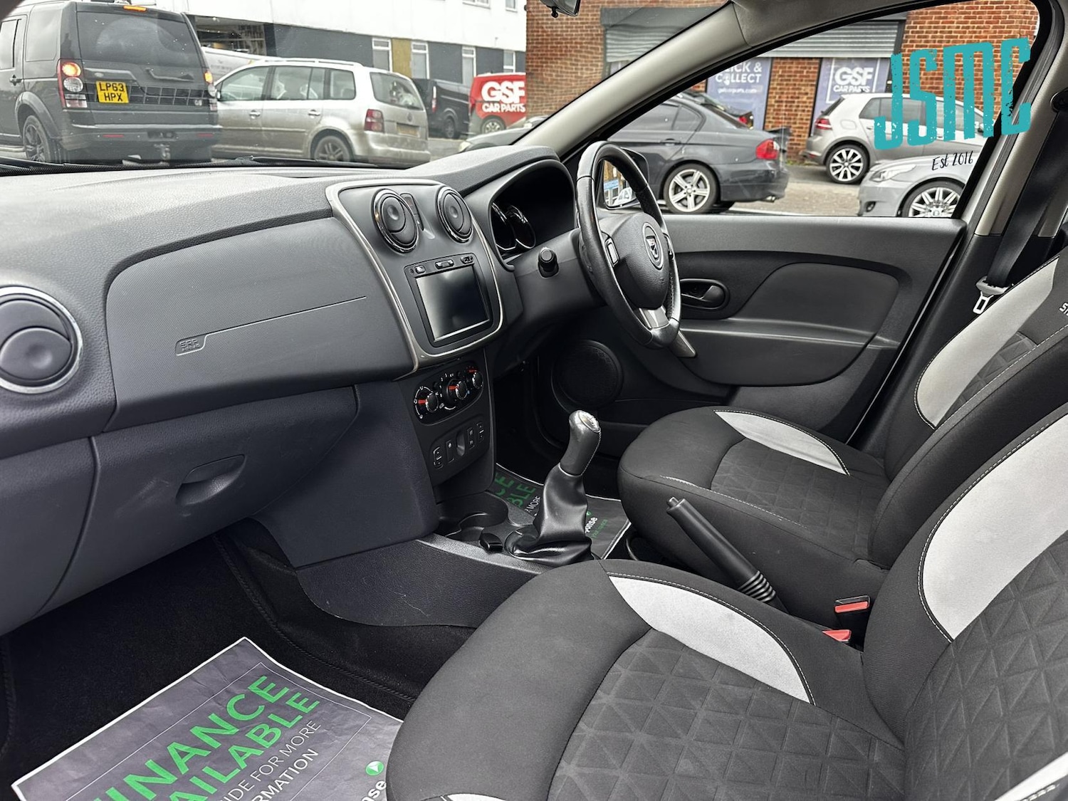 Used Dacia Sandero Stepway 2014 for sale - 76922252: Photo 3