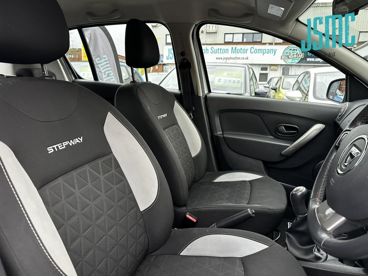 Used Dacia Sandero Stepway 2014 for sale - 76922252: Photo 8