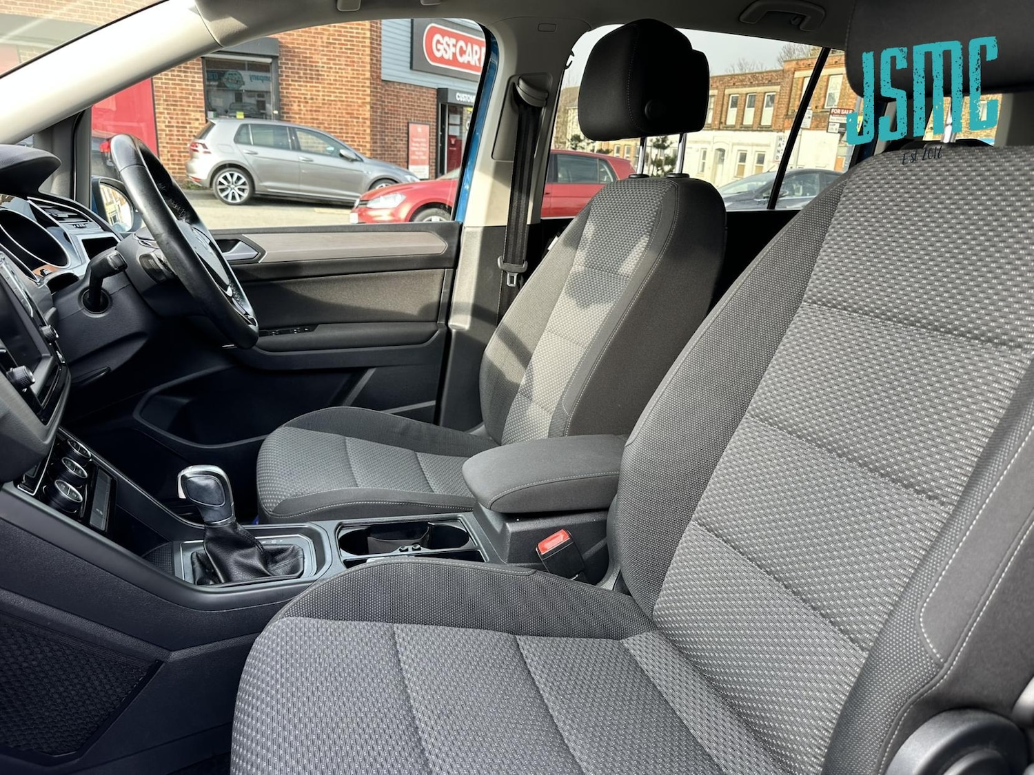 Used Volkswagen Touran 2016 for sale - 78057304: Photo 8