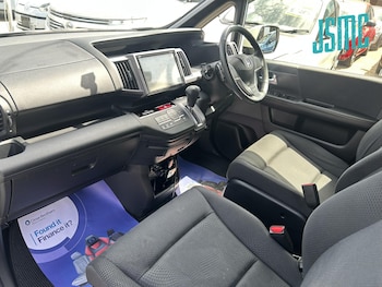 Used Honda Stepwagon 2013 for sale - 78736656: Photo