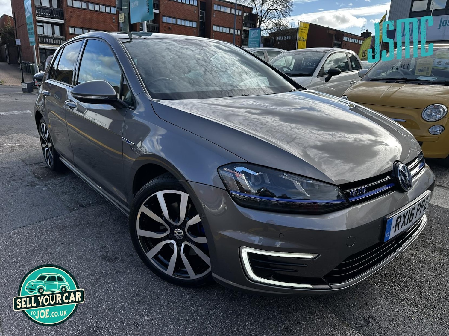 Used Volkswagen Golf 2016 for sale - 76355892: Photo 1