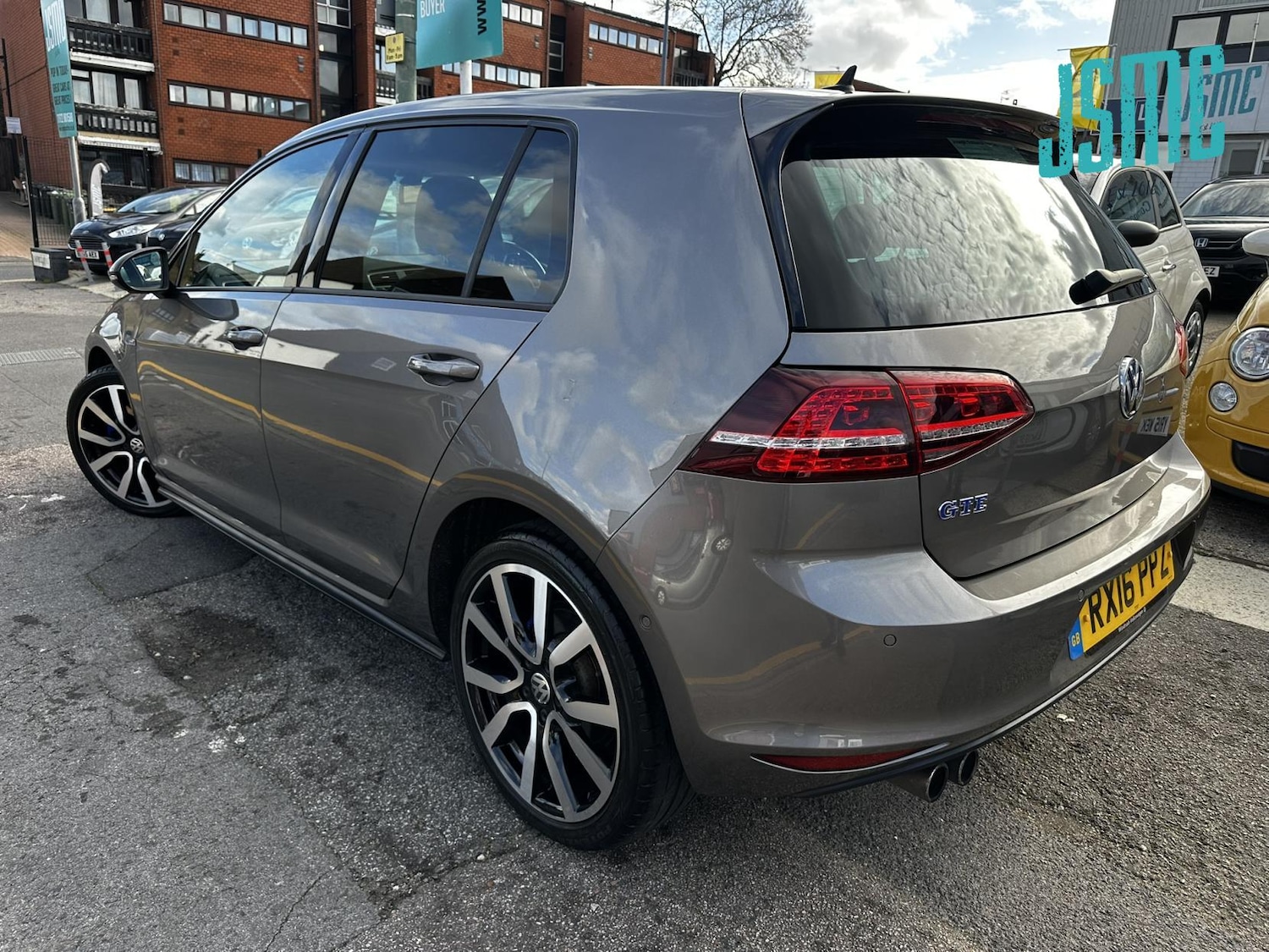 Used Volkswagen Golf 2016 for sale - 76355892: Photo 3