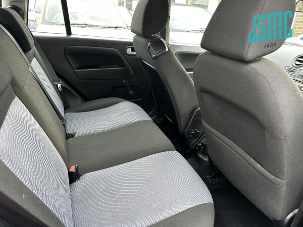 Used Ford Fusion 2010 for sale - 76146835: Photo 10