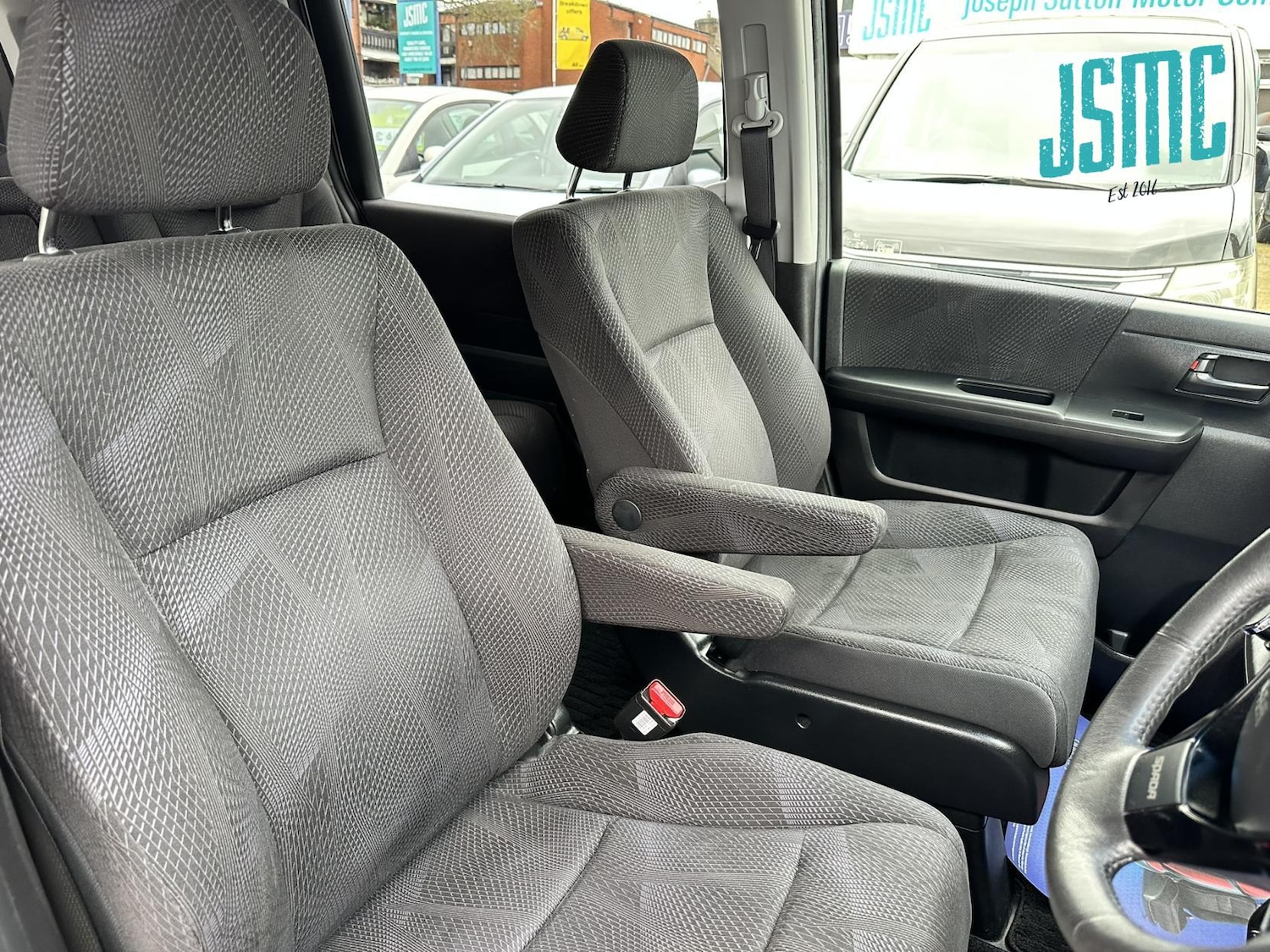 Used Honda Stepwagon 2010 for sale - 78109618: Photo 7