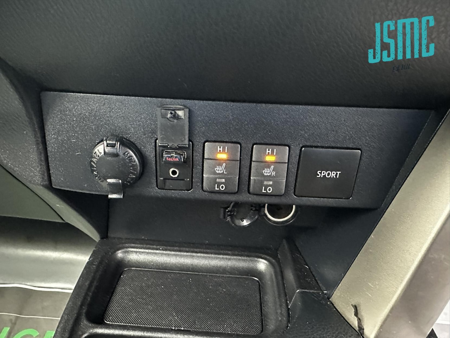 Used Toyota RAV4 2013 for sale - 76652970: Photo 19