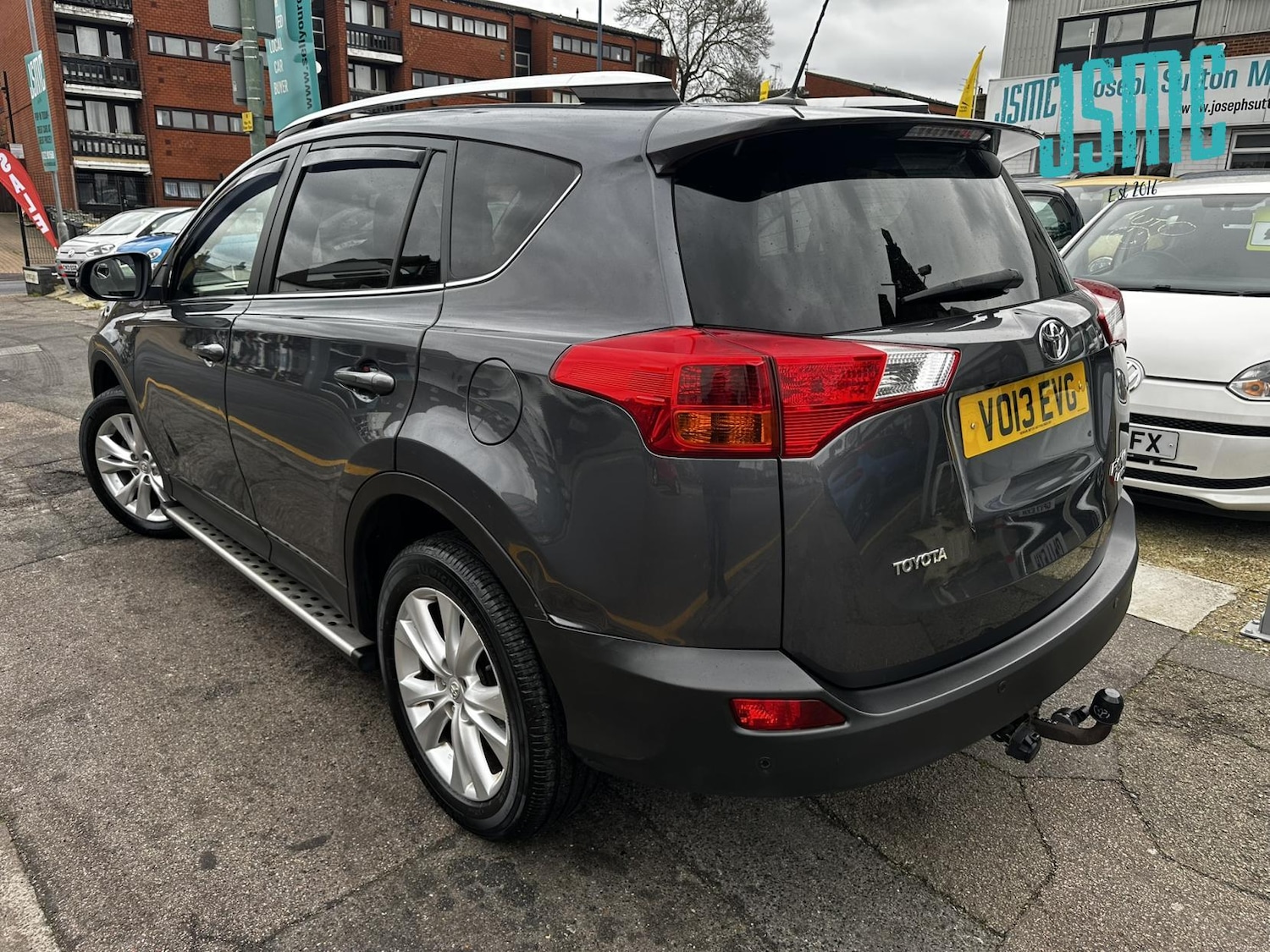 Used Toyota RAV4 2013 for sale - 76652970: Photo 4