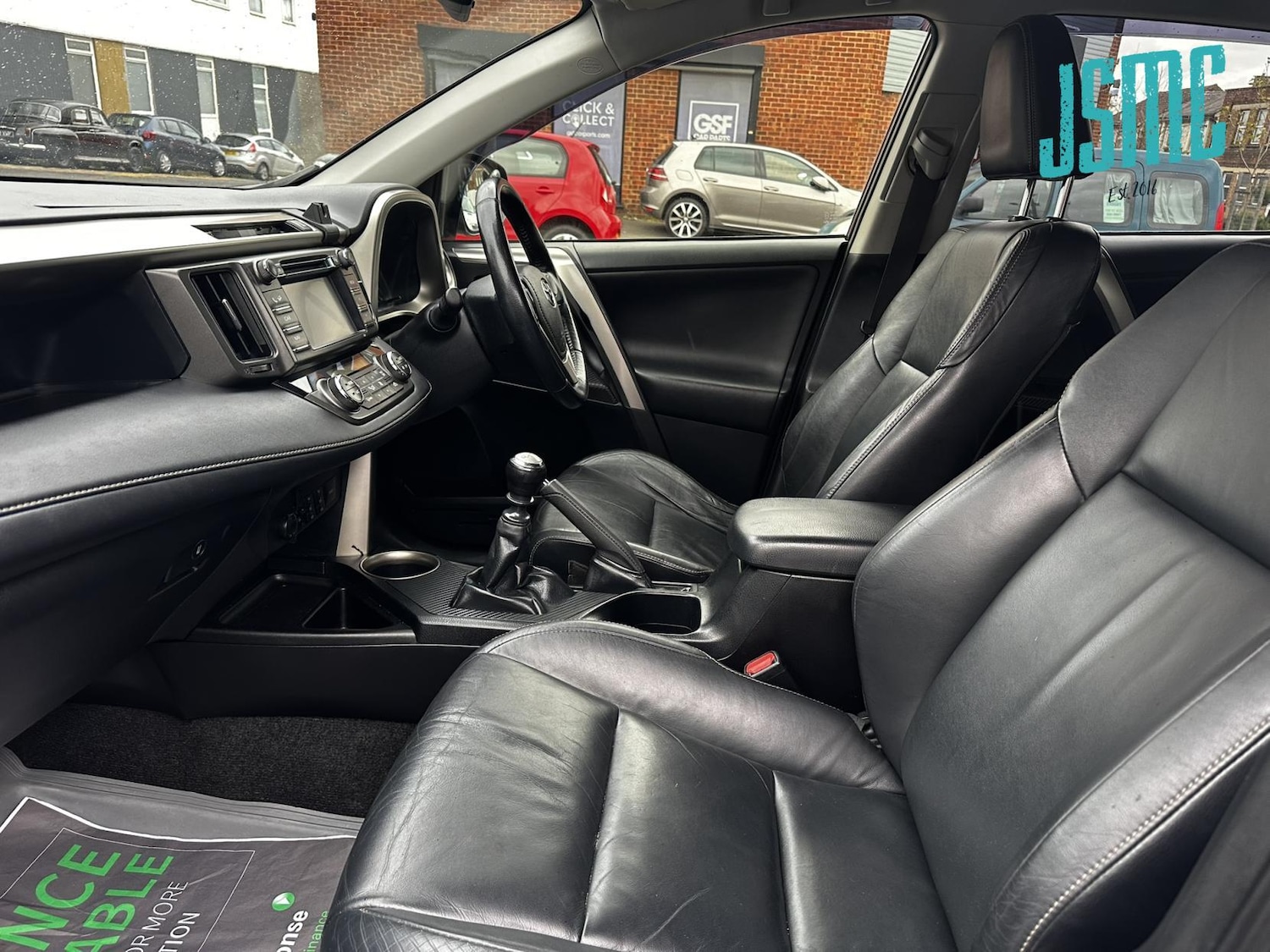 Used Toyota RAV4 2013 for sale - 76652970: Photo 5