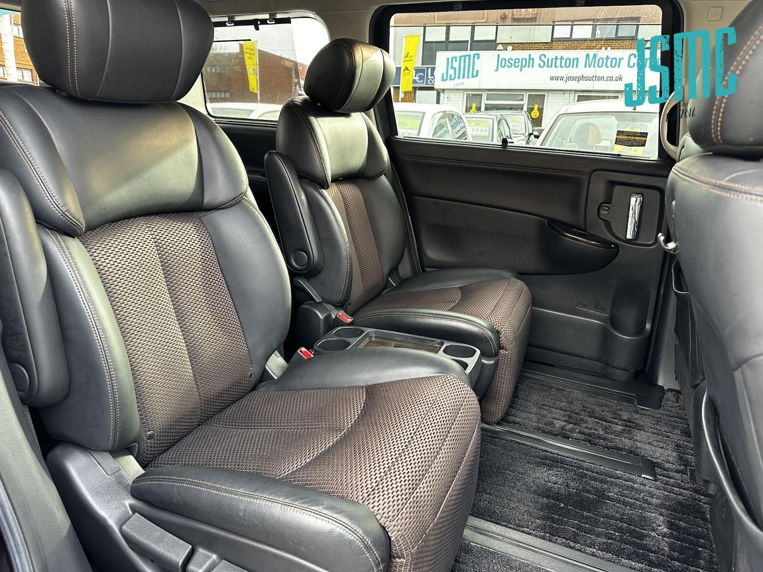 Used Nissan Elgrand 2011 for sale - 77754506: Photo 23