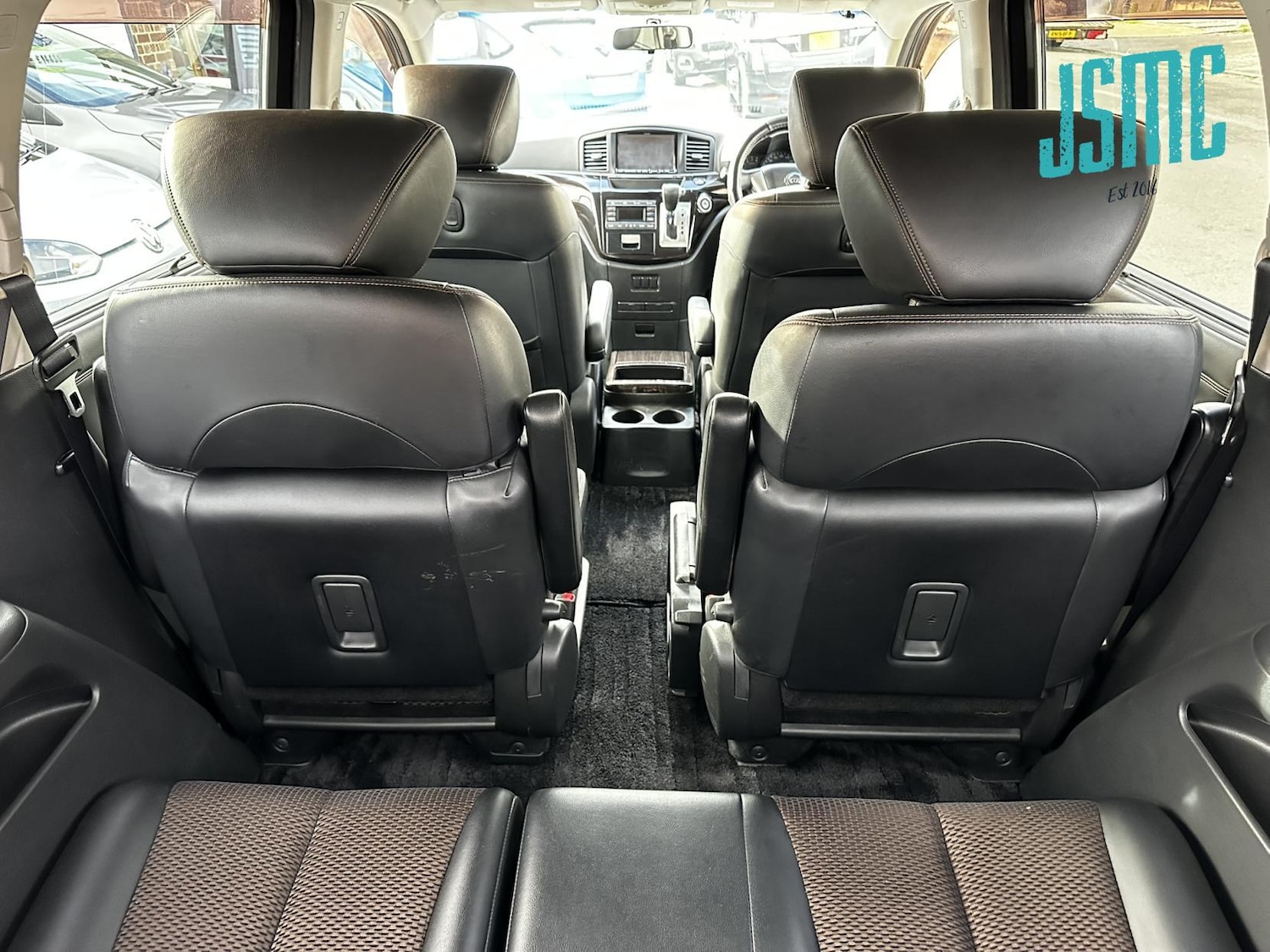 Used Nissan Elgrand 2011 for sale - 77754506: Photo 28