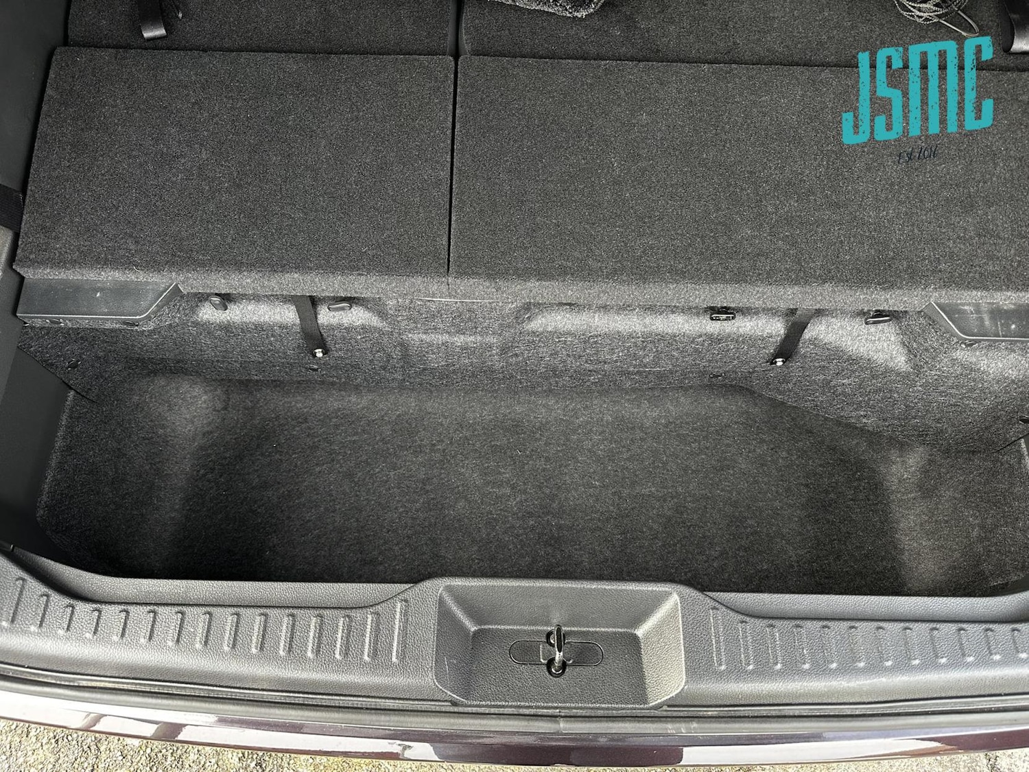 Used Nissan Elgrand 2011 for sale - 77754506: Photo 38