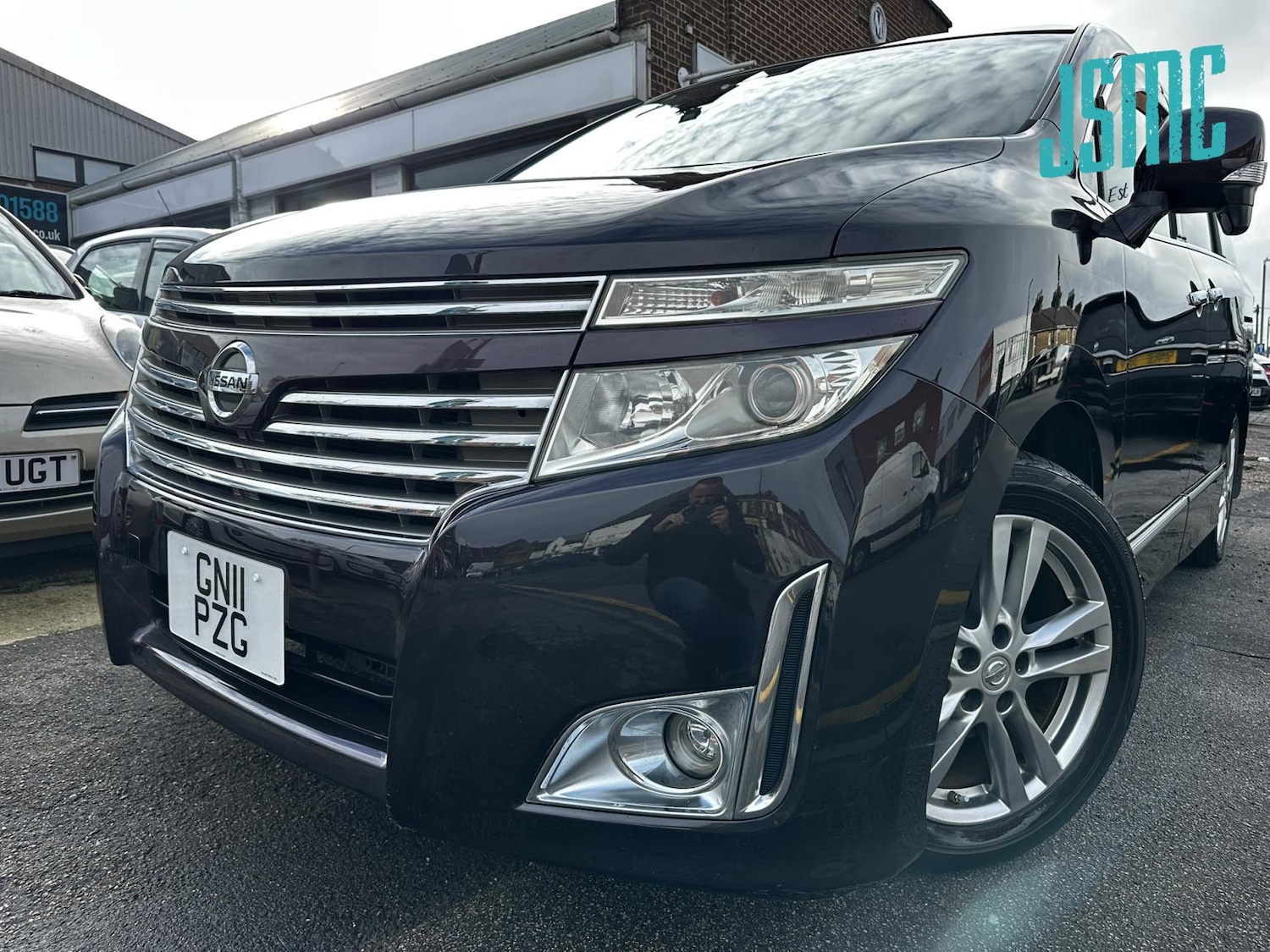 Used Nissan Elgrand 2011 for sale - 77754506: Photo 42