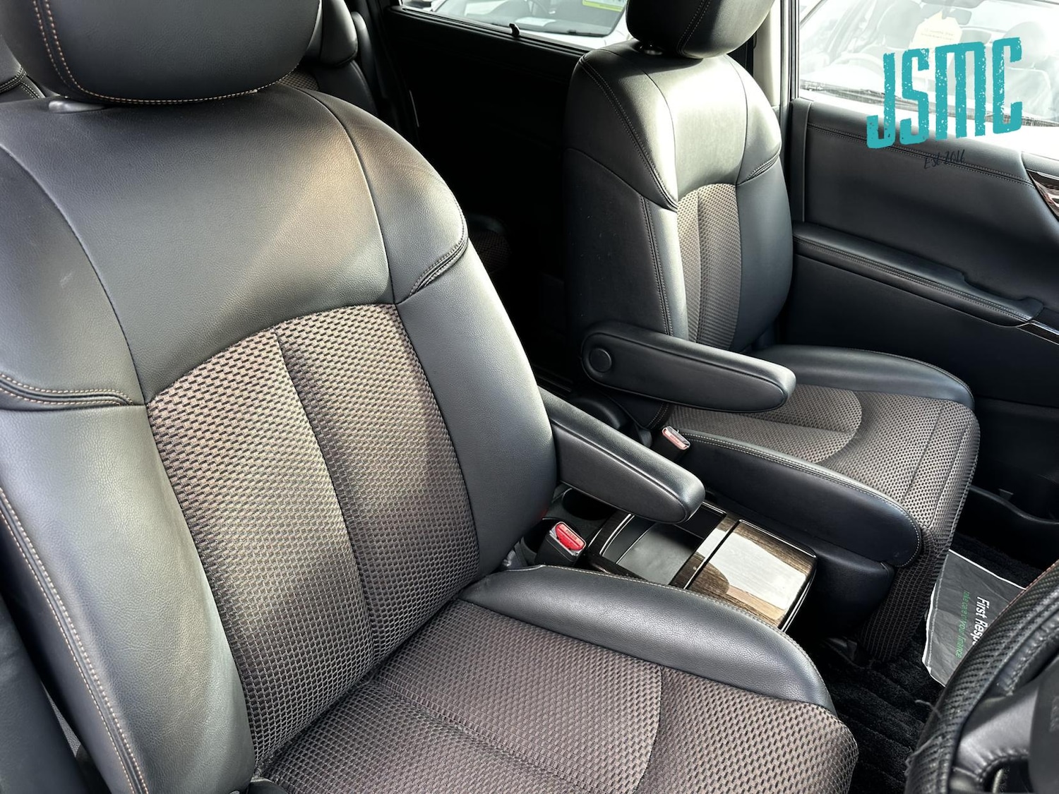 Used Nissan Elgrand 2011 for sale - 77754506: Photo 9