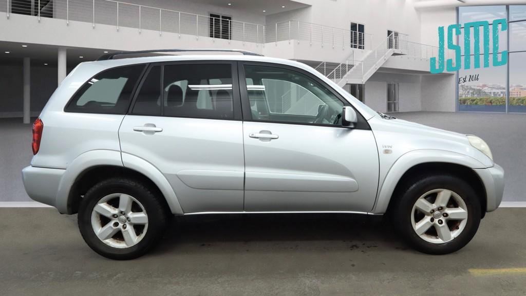 Used Toyota RAV4 2005 for sale - 76656528: Photo 4