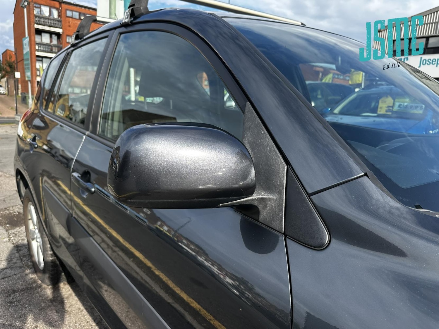 Vehicle 33