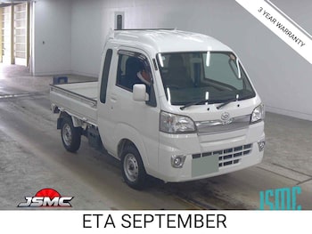 Used Daihatsu Hijet 2015 for sale - 79584016: Photo
