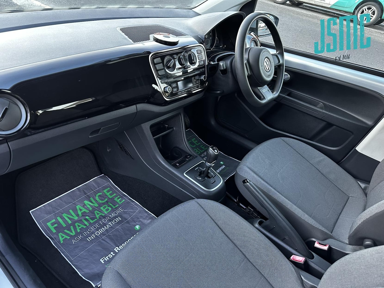 Used Volkswagen up! 2012 for sale - 77754511: Photo 5