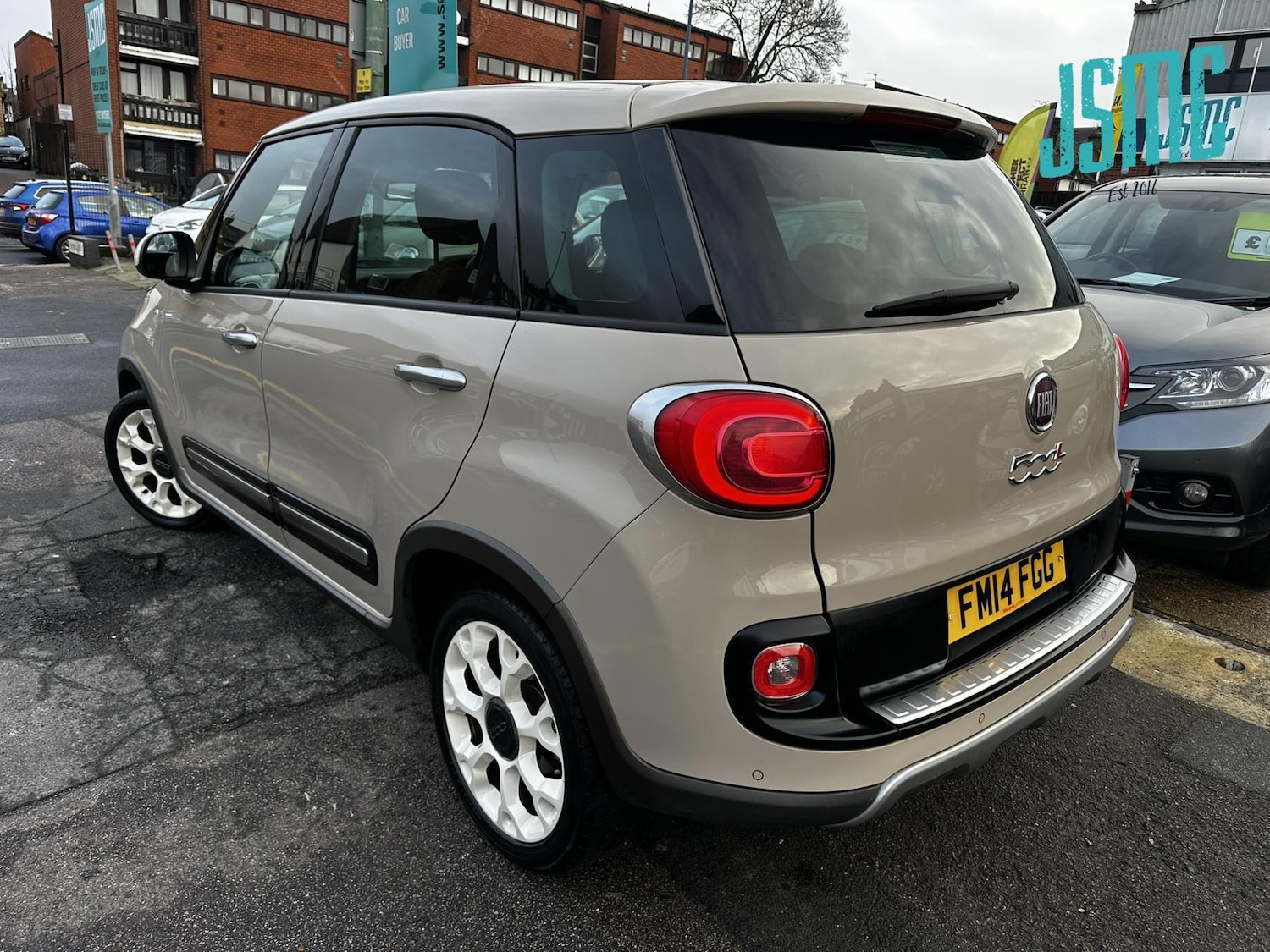 Used Fiat 500L 2014 for sale - 77198472: Photo 3