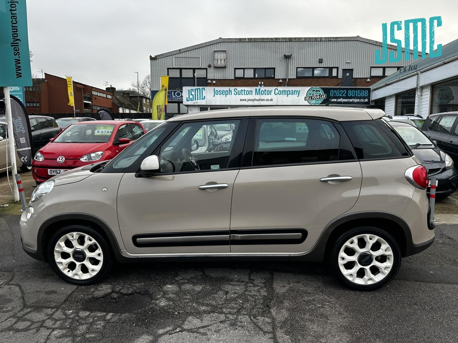 Used Fiat 500L 2014 for sale - 77198472: Photo 8
