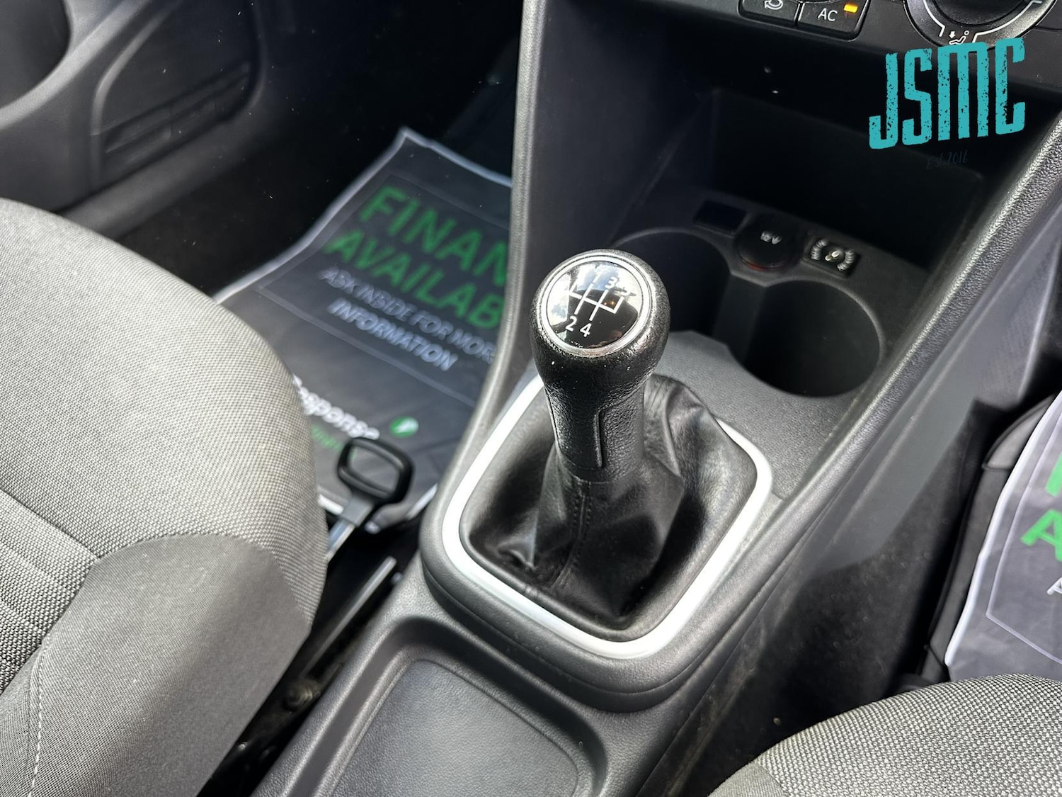 Used Volkswagen Polo 2011 for sale - 76344877: Photo 15