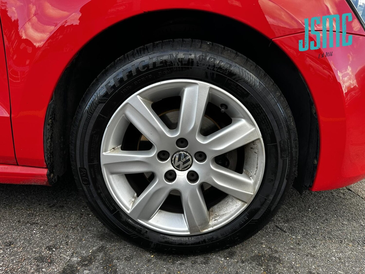 Used Volkswagen Polo 2011 for sale - 76344877: Photo 30