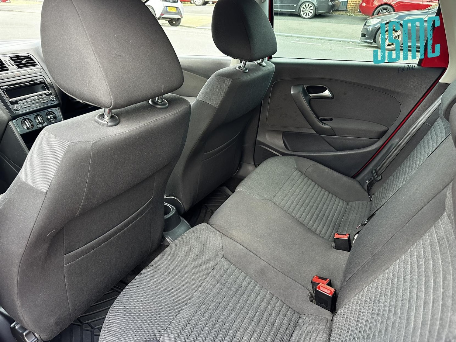 Used Volkswagen Polo 2011 for sale - 76344877: Photo 7