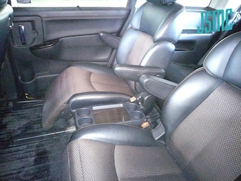 Used Nissan Elgrand 2011 for sale - 76750326: Photo