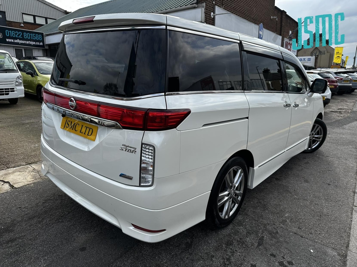Used Nissan Elgrand 2011 for sale - 78099771: Photo 18