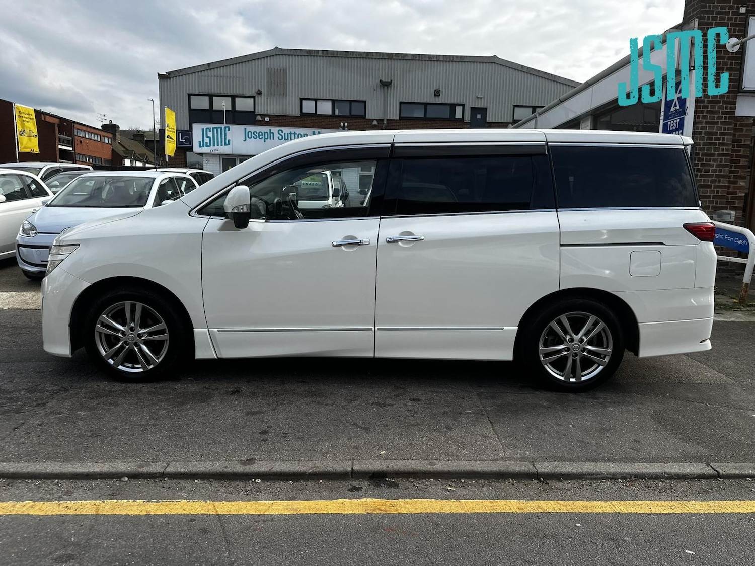 Used Nissan Elgrand 2011 for sale - 78099771: Photo 19