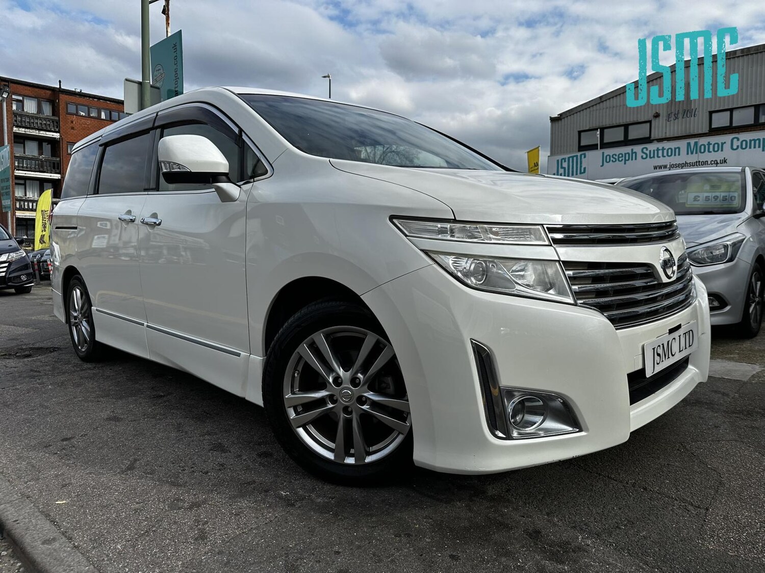 Used Nissan Elgrand 2011 for sale - 78099771: Photo 25