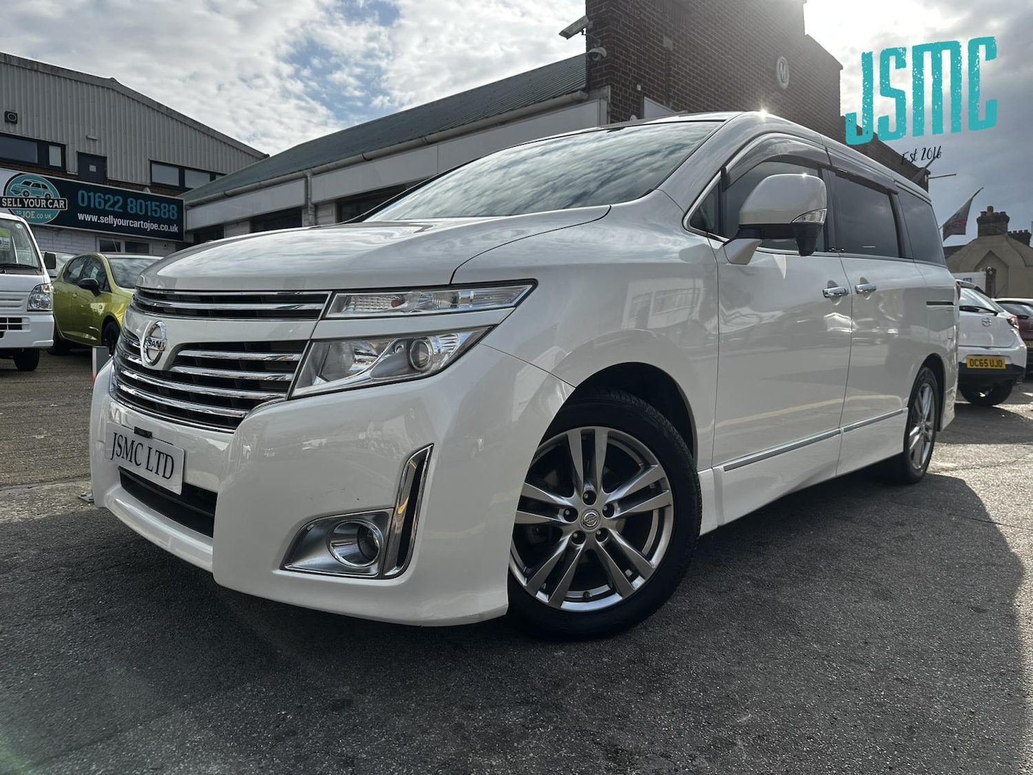 Used Nissan Elgrand 2011 for sale - 78099771: Photo 26