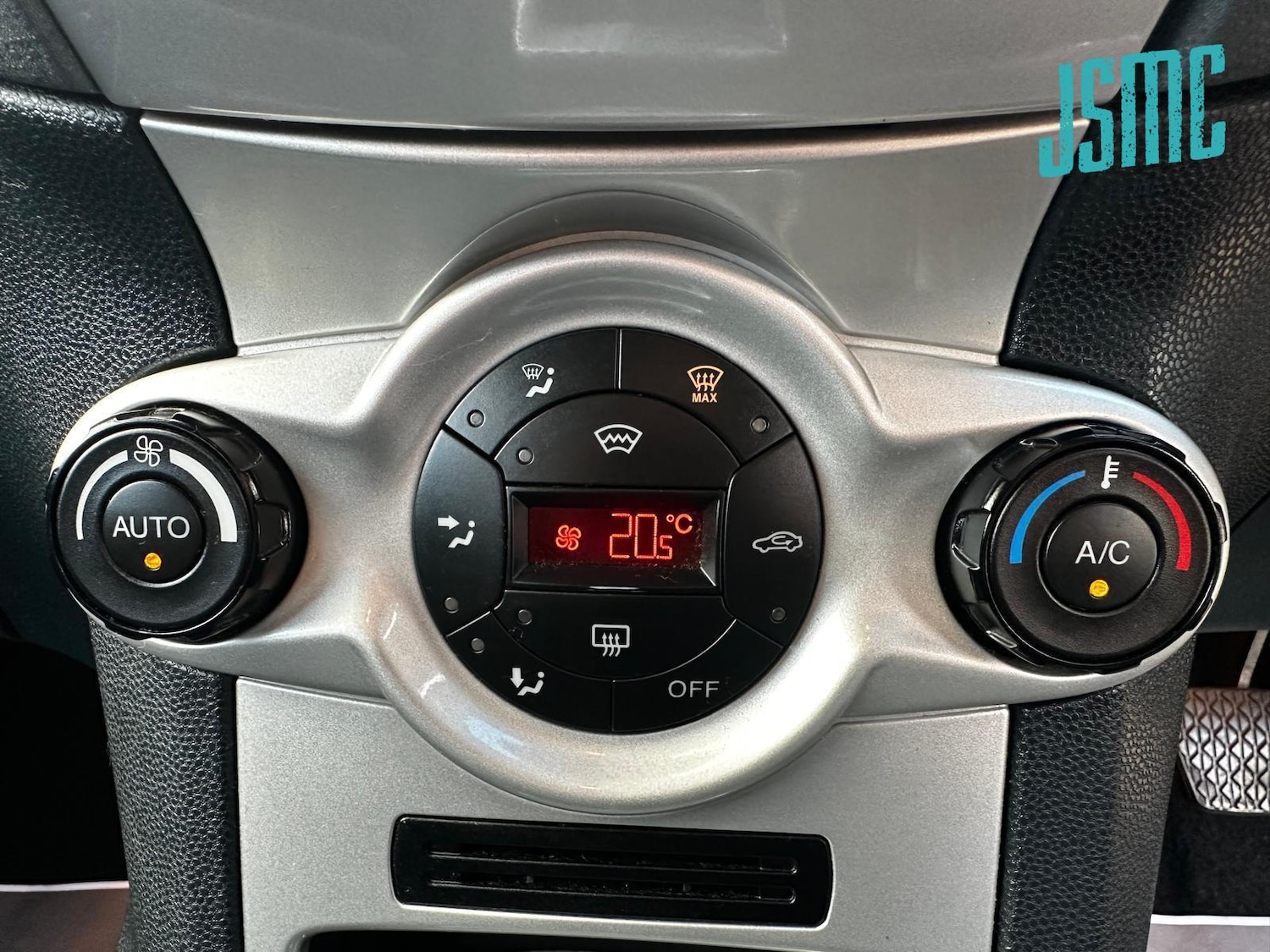 Used Ford Fiesta 2009 for sale - 76511216: Photo 21