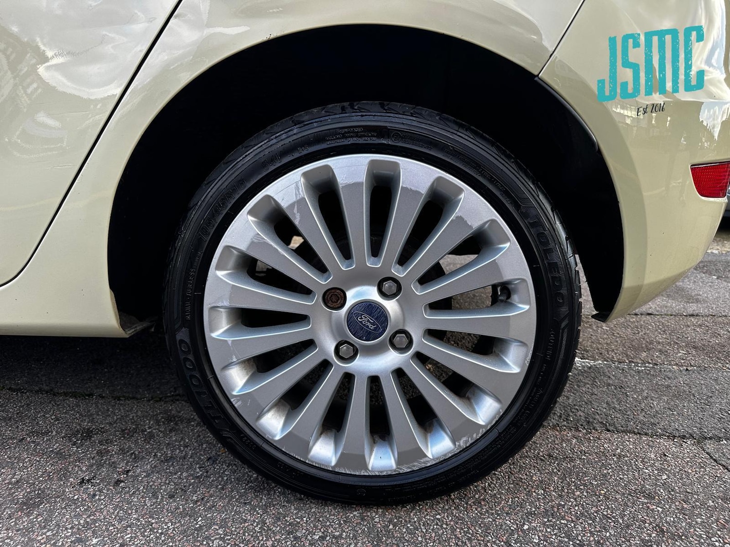 Used Ford Fiesta 2009 for sale - 76511216: Photo 39